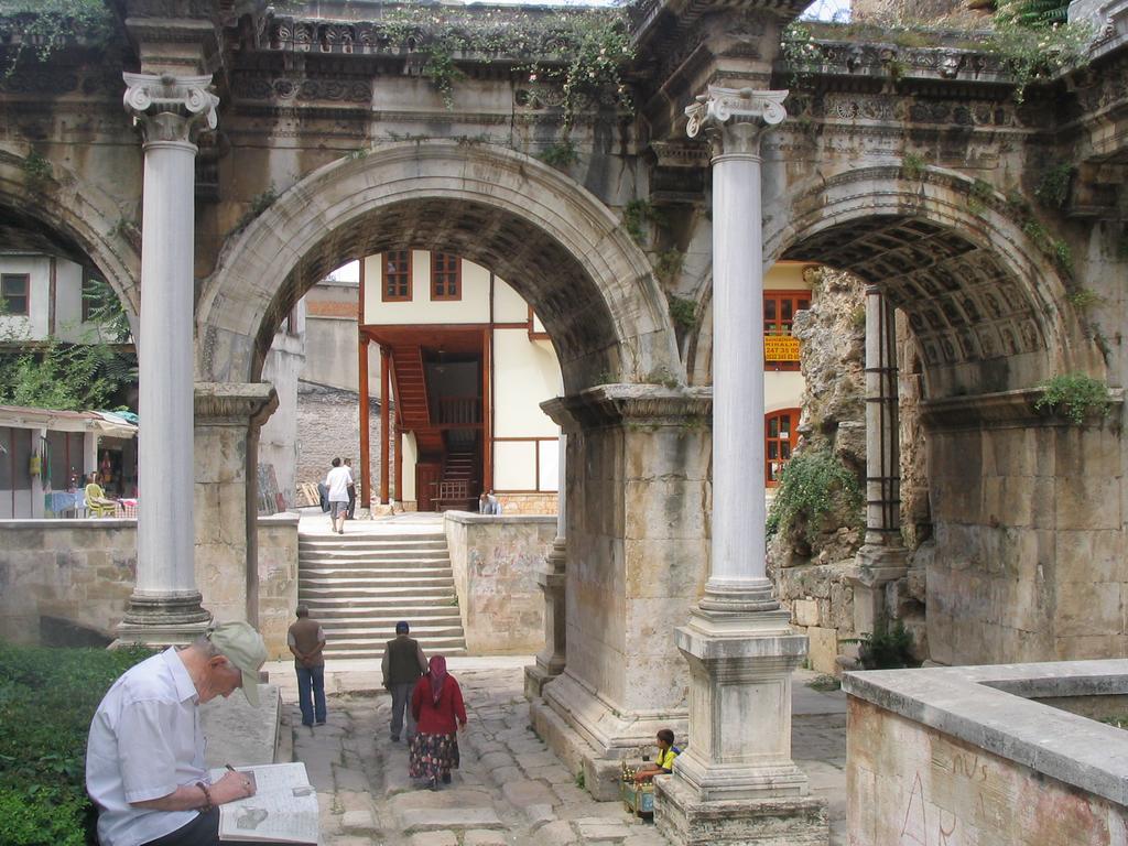 Ersoy Efe Pansiyon Antalya Eksteriør billede